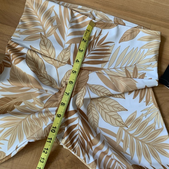 NWT Desert Palm Patterned Tights: Onzie - Picture 8 of 15